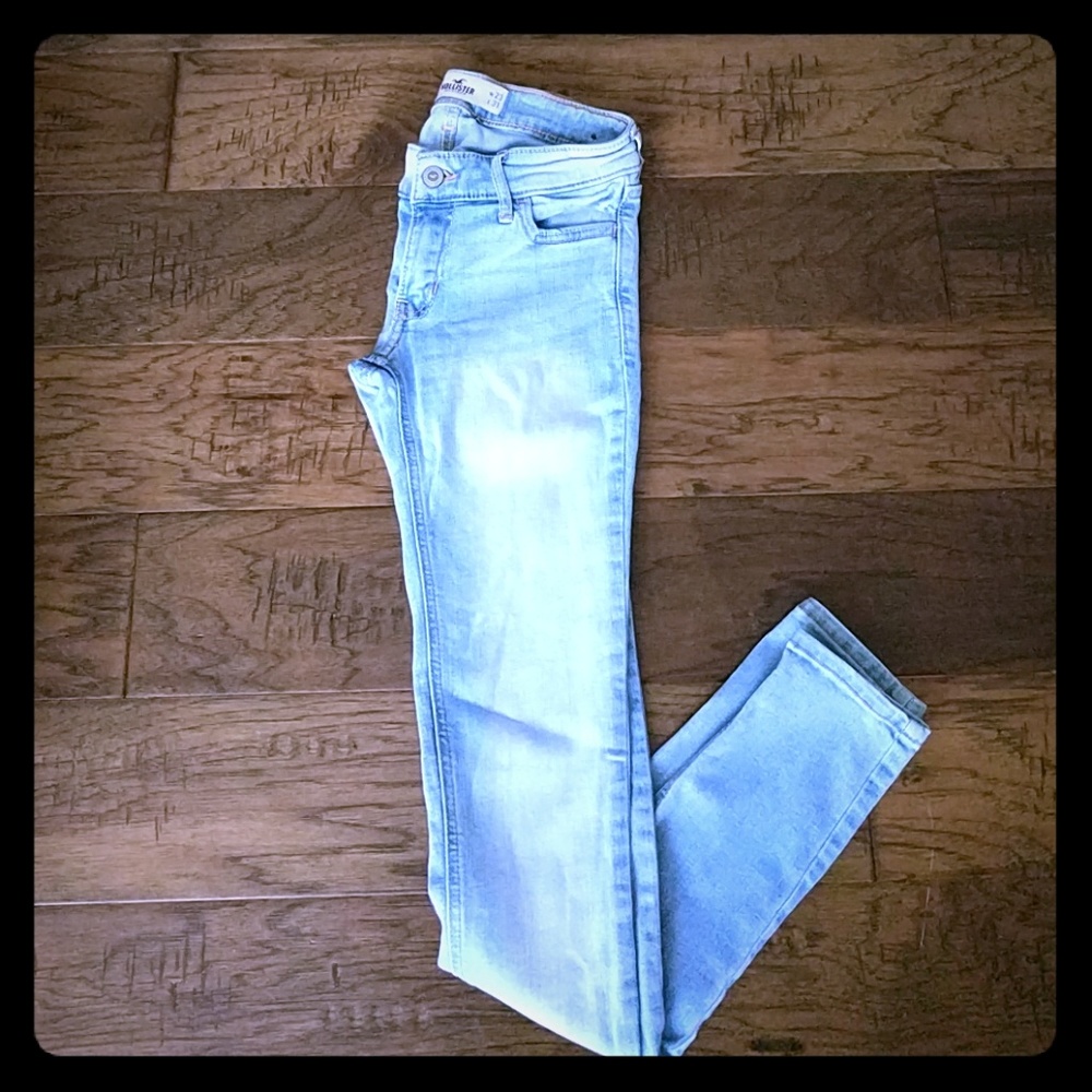 Hollister Light Wash Jeans